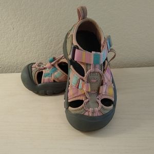 Keen toddler girls pink sandal
